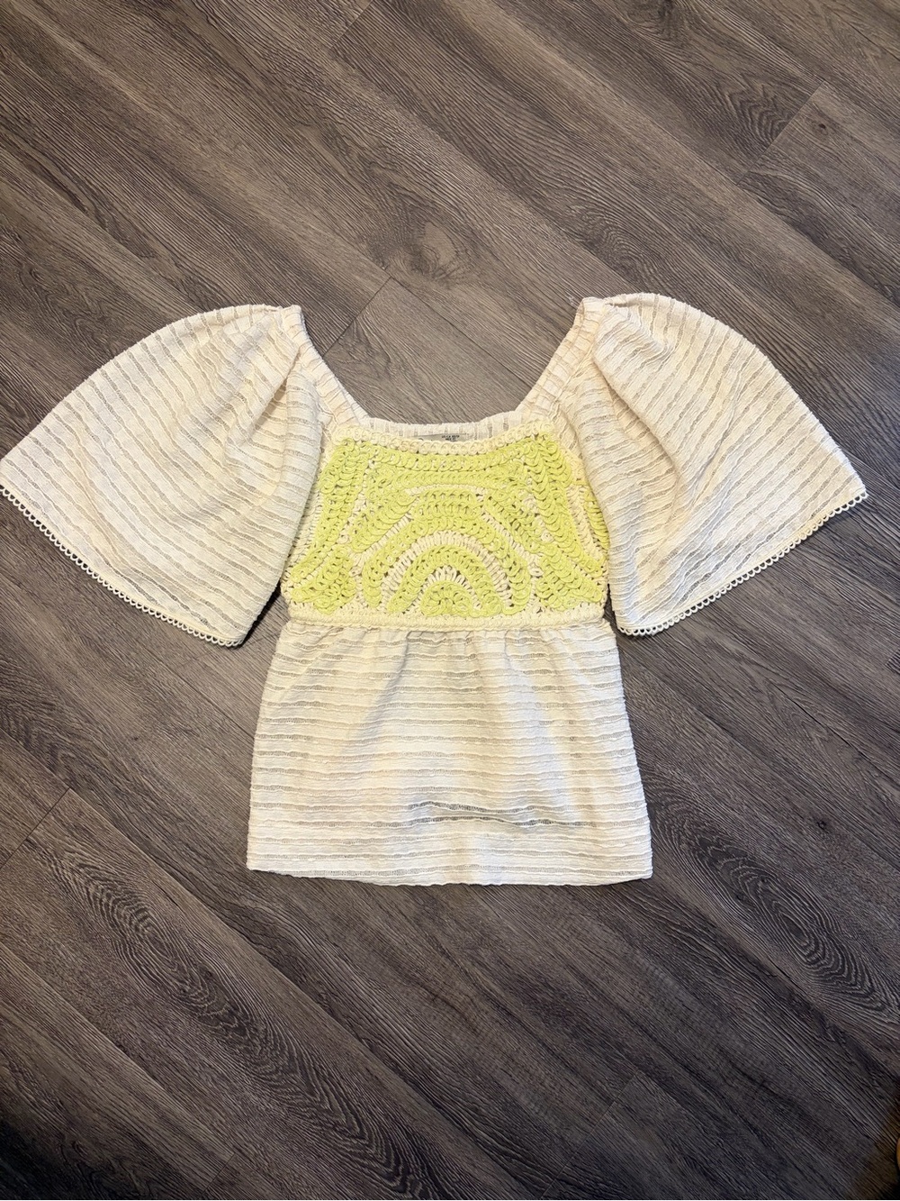 Dex Cream Tunic with Lemon Crochet Yoke